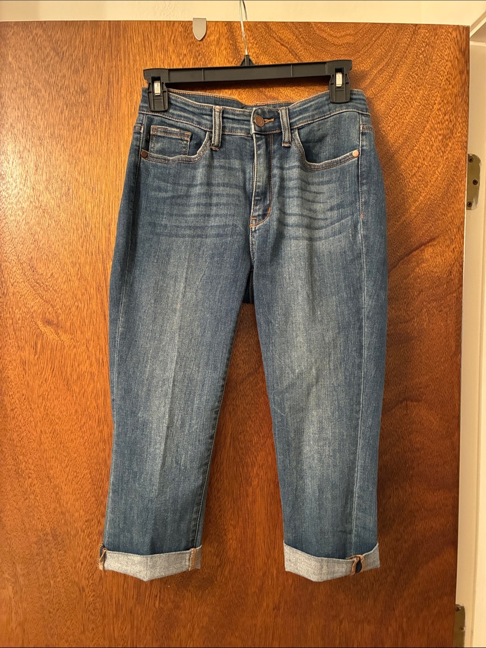 Womens Judy blue denim capris